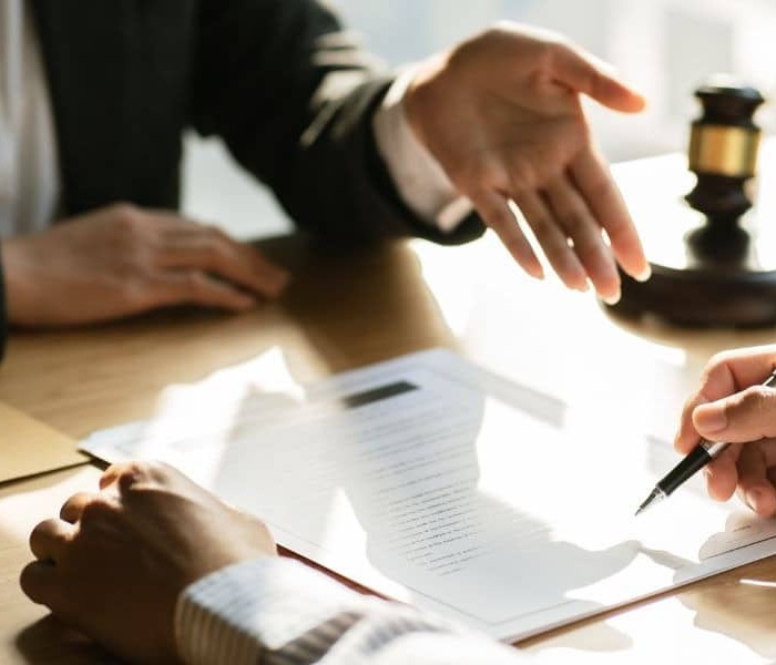 Tratando o caso jurídico com cliente